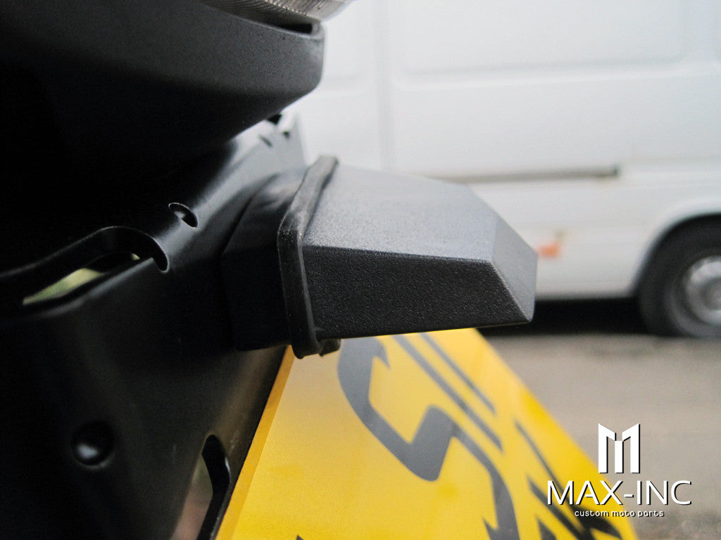 Black Universal Bolt On LED License Plate Light - Emarked