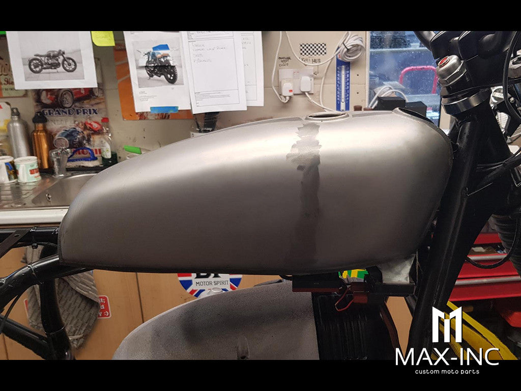 Classic Style Universal Unpainted 9L Fuel Tank + Fuel Cap + Fuel Tap